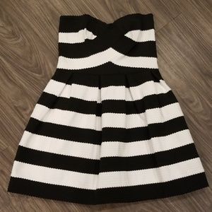 Striped strapless dress
